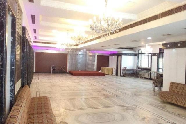 Rass Hotel カーンプル エクステリア 写真