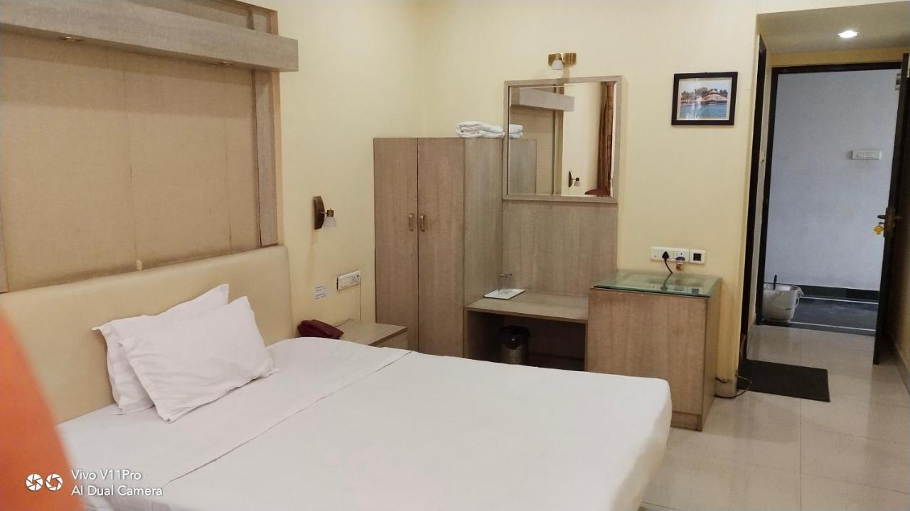 Rass Hotel カーンプル エクステリア 写真