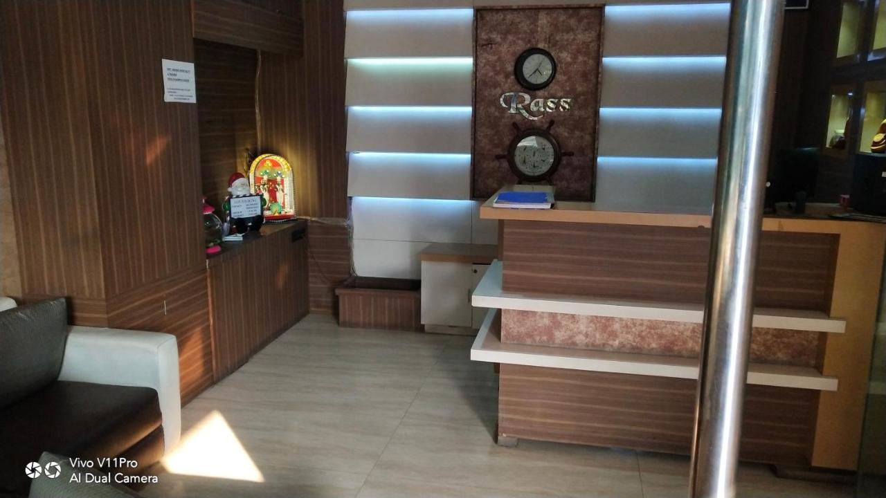Rass Hotel カーンプル エクステリア 写真